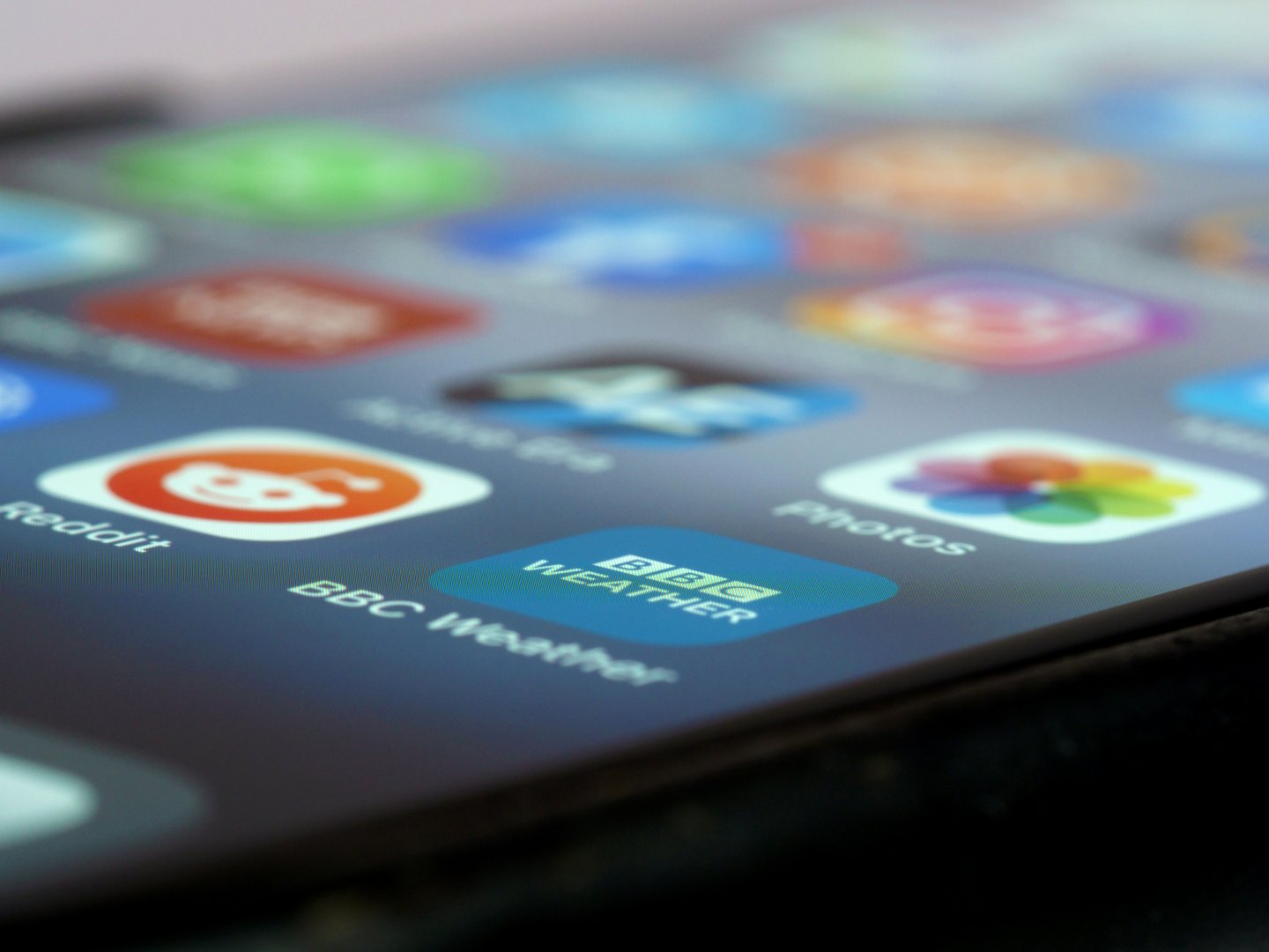 Turkmenistan's mobile banking transactions rise 140.7% to $20.3M