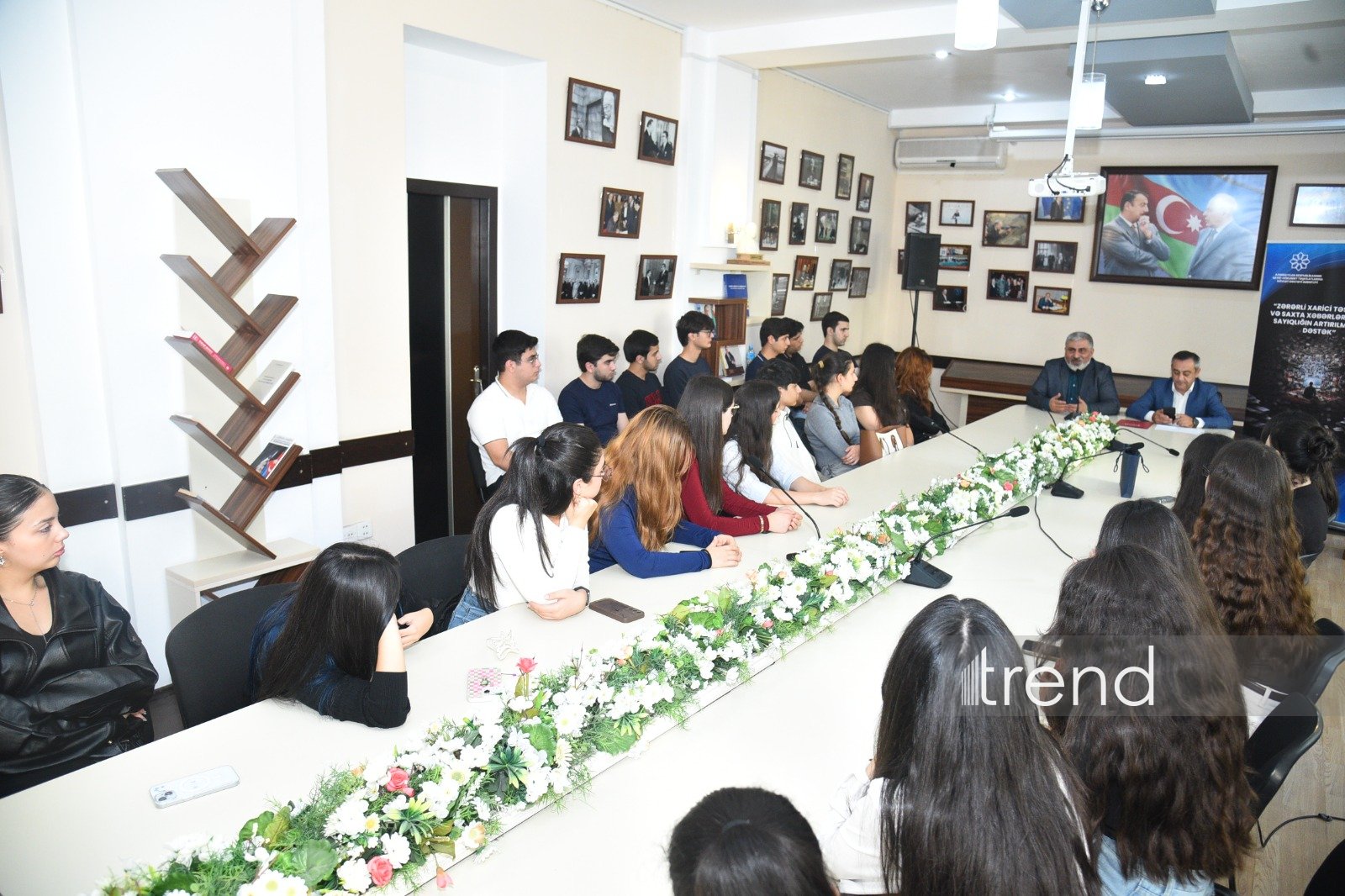 Azerbaijani experts warn students about fake news, foreign influence (PHOTO/VIDEO)