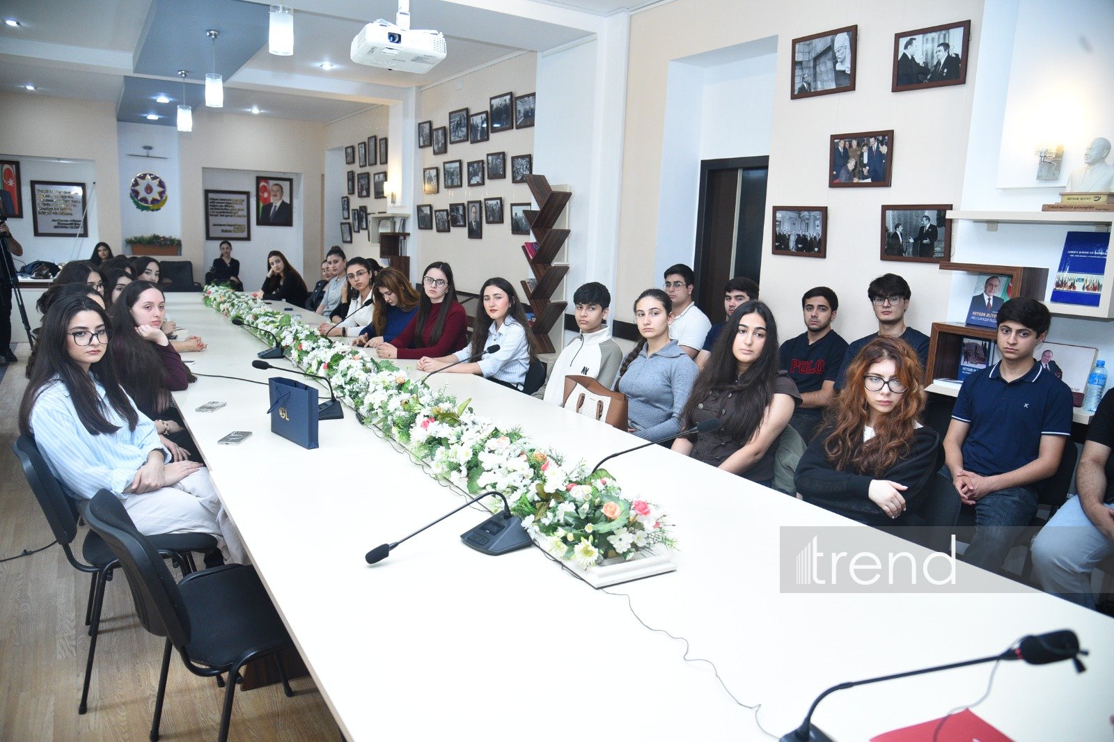 Azerbaijani experts warn students about fake news, foreign influence (PHOTO/VIDEO)