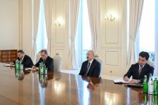 President Ilham Aliyev receives Bahrain's Minister of Foreign Affairs (PHOTO)