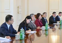 President Ilham Aliyev receives member of Political Bureau of CPC Central Committee (PHOTO)