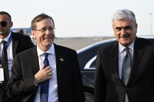 Israeli President Isaac Herzog arrives in Azerbaijan for visit (PHOTO)
