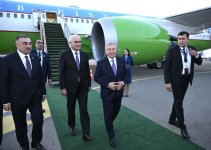 President of Uzbekistan arrives in Baku for seventh CICA summit (PHOTO)