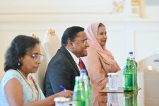 President Ilham Aliyev receives Sri Lankan Minister of Foreign Affairs, Foreign Employment and Tourism (PHOTO)