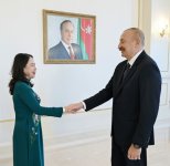 President Ilham Aliyev, First Lady Mehriban Aliyeva meet with Vietnam's Vice President (PHOTO)