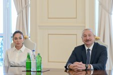 President Ilham Aliyev, First Lady Mehriban Aliyeva meet with Vietnam's Vice President (PHOTO)