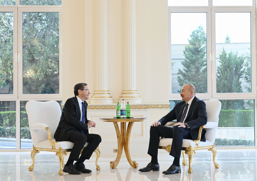 President Ilham Aliyev meets with President of Israel (PHOTO/VIDEO)