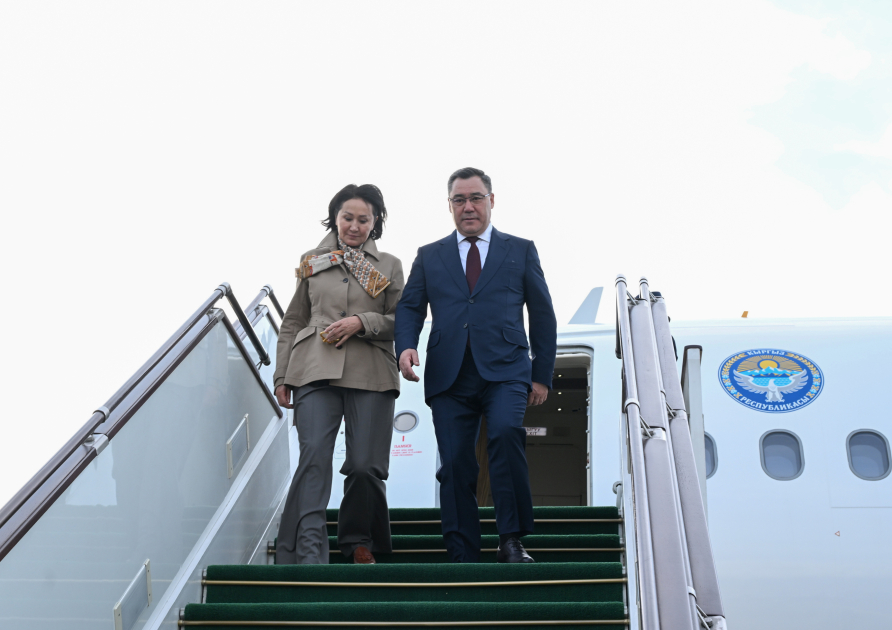 President of Kyrgyzstan arrives in Azerbaijan to attend CICA Summit (PHOTO)
