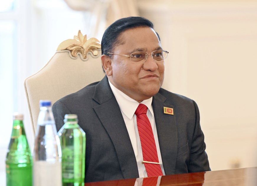 President Ilham Aliyev receives Sri Lankan Minister of Foreign Affairs, Foreign Employment and Tourism (PHOTO)
