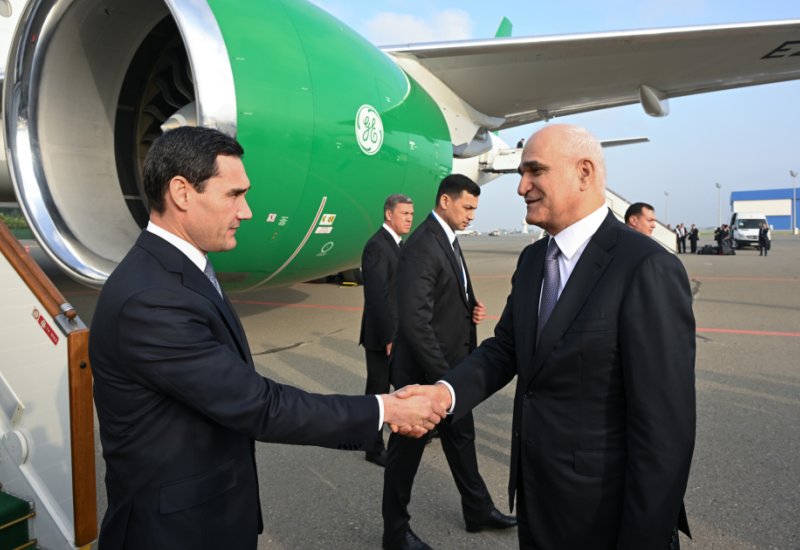 President of Turkmenistan arrives in Azerbaijan on official visit