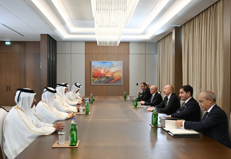 President Ilham Aliyev meets with Amir of State of Qatar (PHOTO)