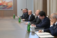 President Ilham Aliyev meets with Amir of State of Qatar (PHOTO)
