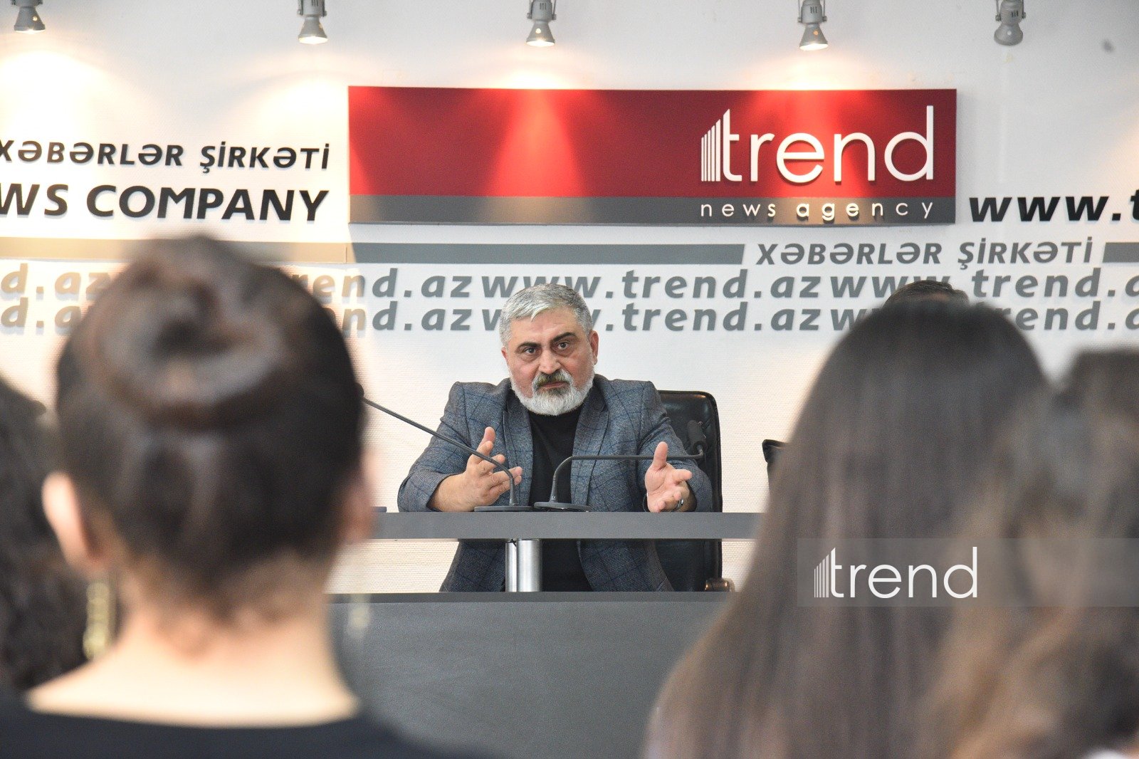 Baku Network discusses foreign influence with students (PHOTO/VIDEO)