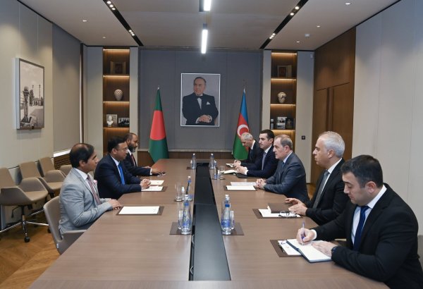Azerbaijan, Bangladesh discuss expanding bilateral cooperation (PHOTO)