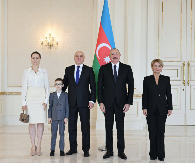 President Ilham Aliyev receives newly appointed ambassador of Georgia to Azerbaijan (PHOTO/VIDEO)