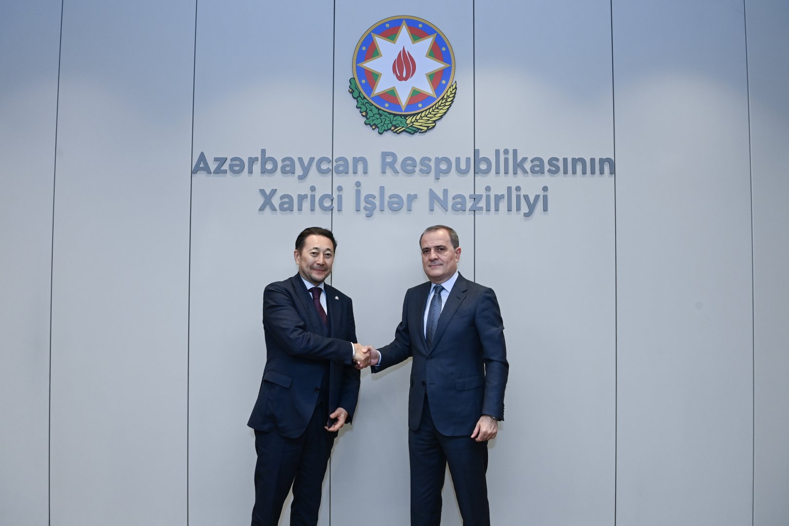 Azerbaijan discusses CICA development with secretary-general (PHOTO)