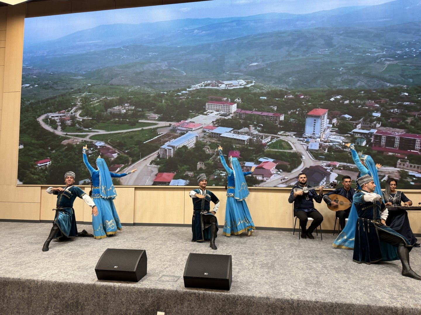 Azerbaijan's Fuzuli celebrates city day with concert program (PHOTO)