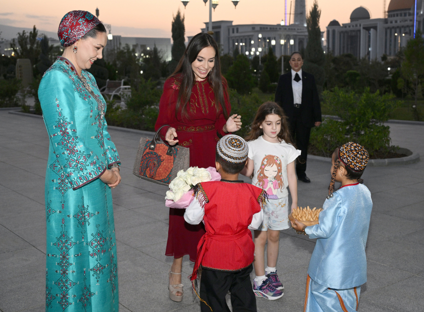 Leyla Aliyeva visits Children’s Health and Rehabilitation Center in Arkadag city (PHOTO)
