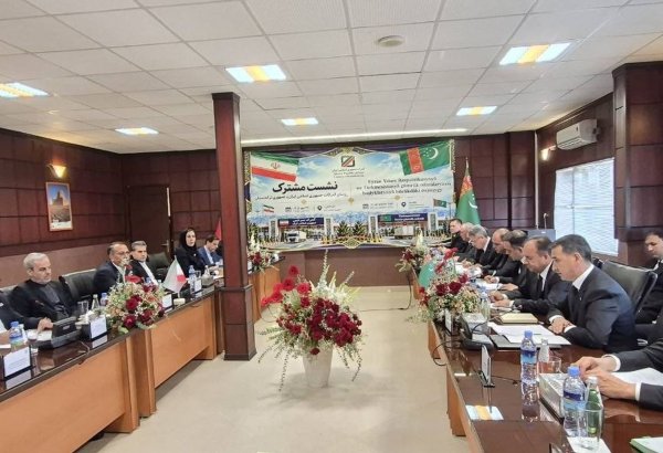 Iran, Turkmenistan prepare to increase cross-border truck traffic
