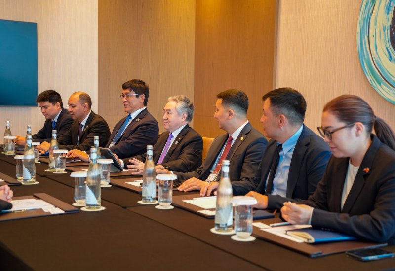 Kyrgyzstan, Boeing eye aircraft deliveries
