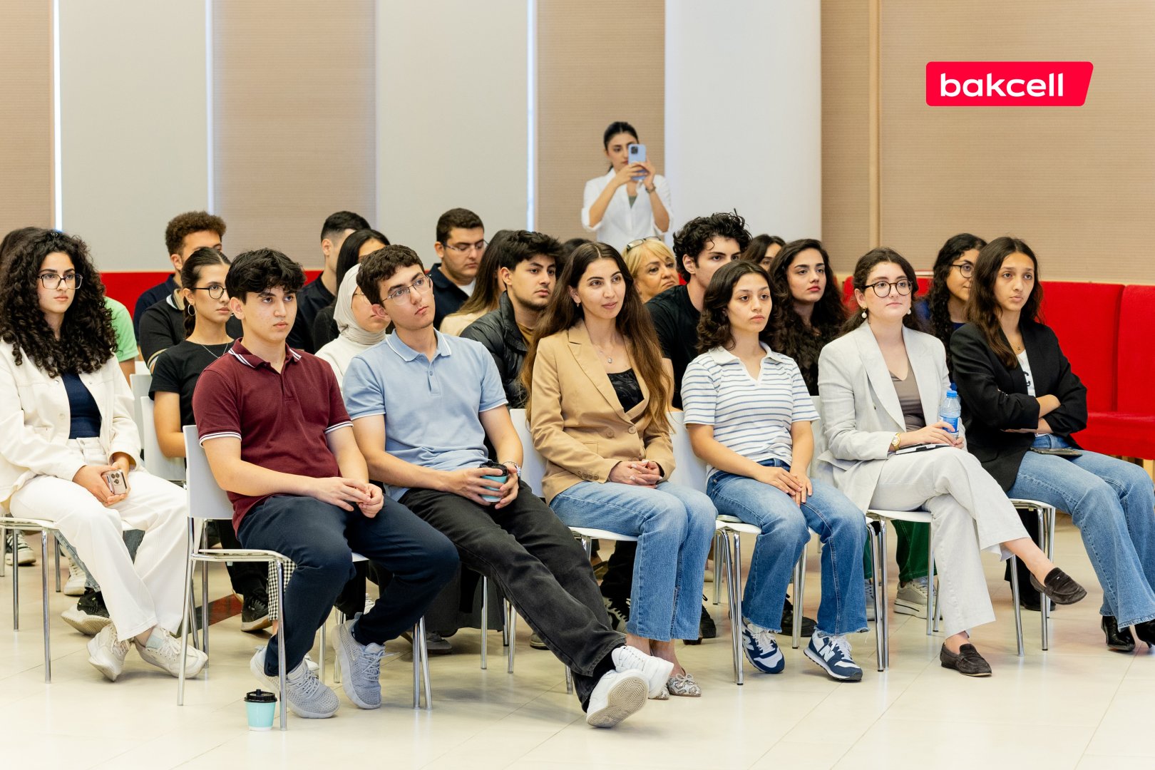 Bakcell CEO meets with ADA University students (PHOTO)