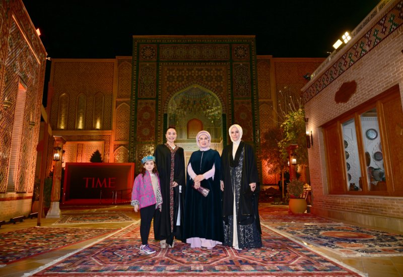 Heydar Aliyev Foundation VP Leyla Aliyeva tours Eternal City complex in Samarkand (PHOTO)