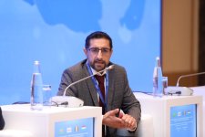 Baku forum discusses investment model for Green Energy Corridor (PHOTO)