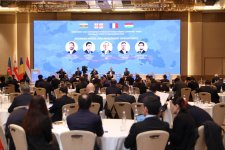 Baku forum discusses investment model for Green Energy Corridor (PHOTO)