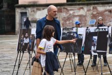 Azerbaijani NGO holds Milan photo show on landmines left after conflict (PHOTO)