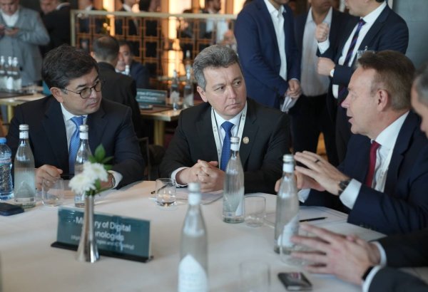 Uzbekistan and EPAM explore AI projects for public sector