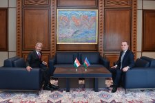 Azerbaijan, India discuss bilateral, regional issues (PHOTO)