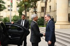 Azerbaijan, India discuss bilateral, regional issues (PHOTO)