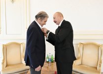 President Ilham Aliyev presents “Istiglal” Order to Farhad Khalilov