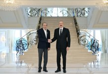 President Ilham Aliyev presents “Istiglal” Order to Farhad Khalilov