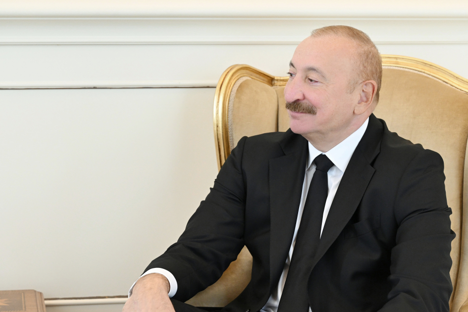 President Ilham Aliyev presents “Istiglal” Order to Farhad Khalilov