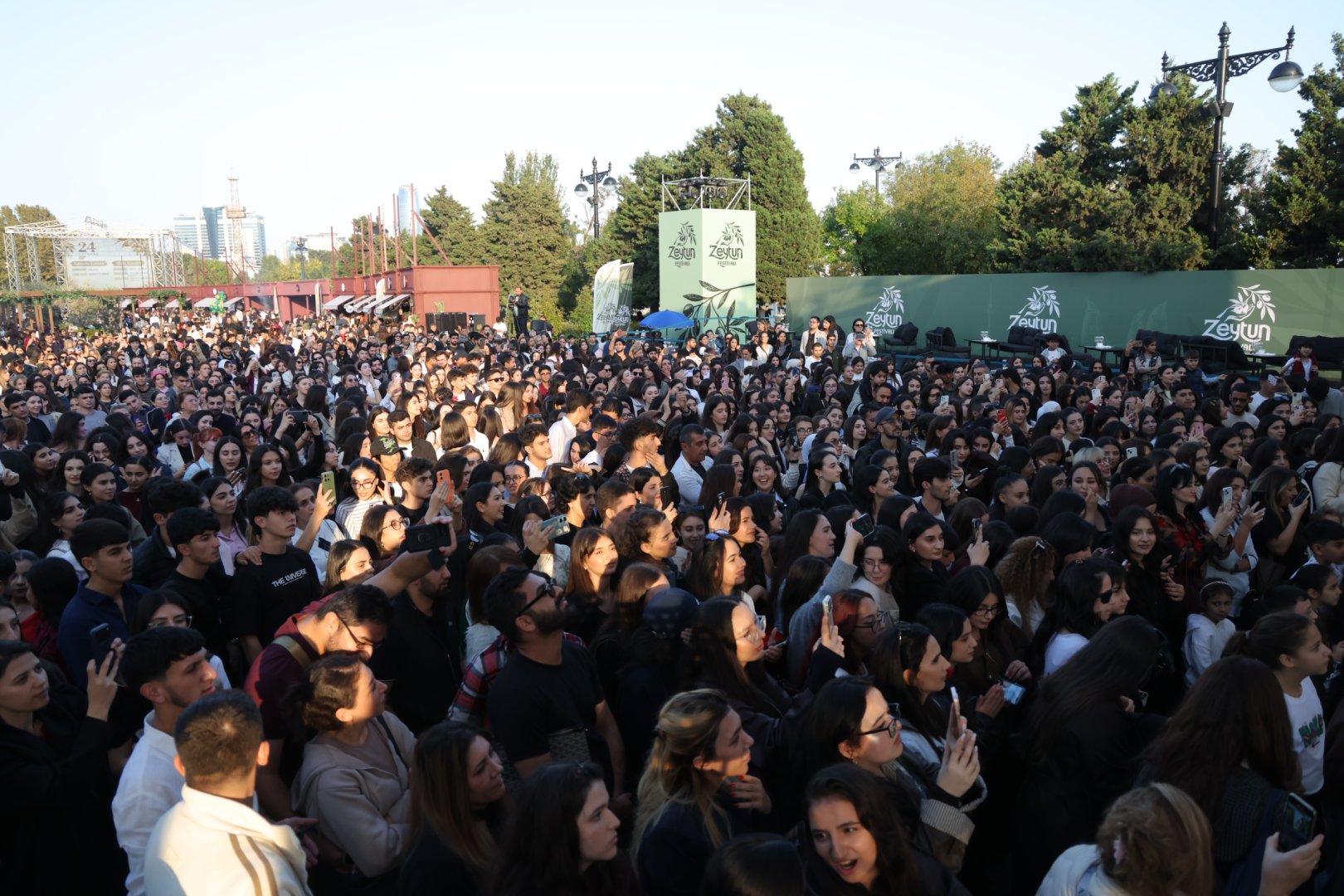 Olive Festival continues in Baku with rich musical program (PHOTO)