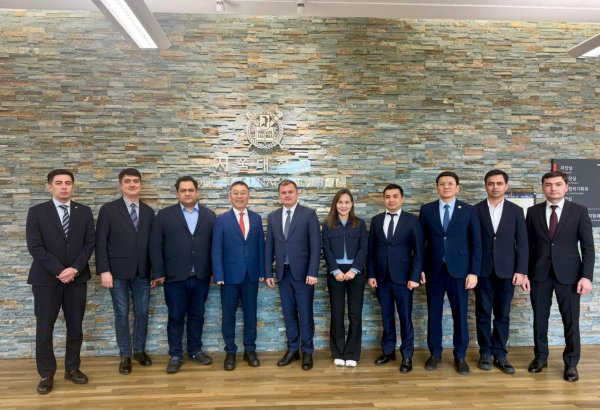 IT Park Uzbekistan explores AI and digital cooperation with South Korea