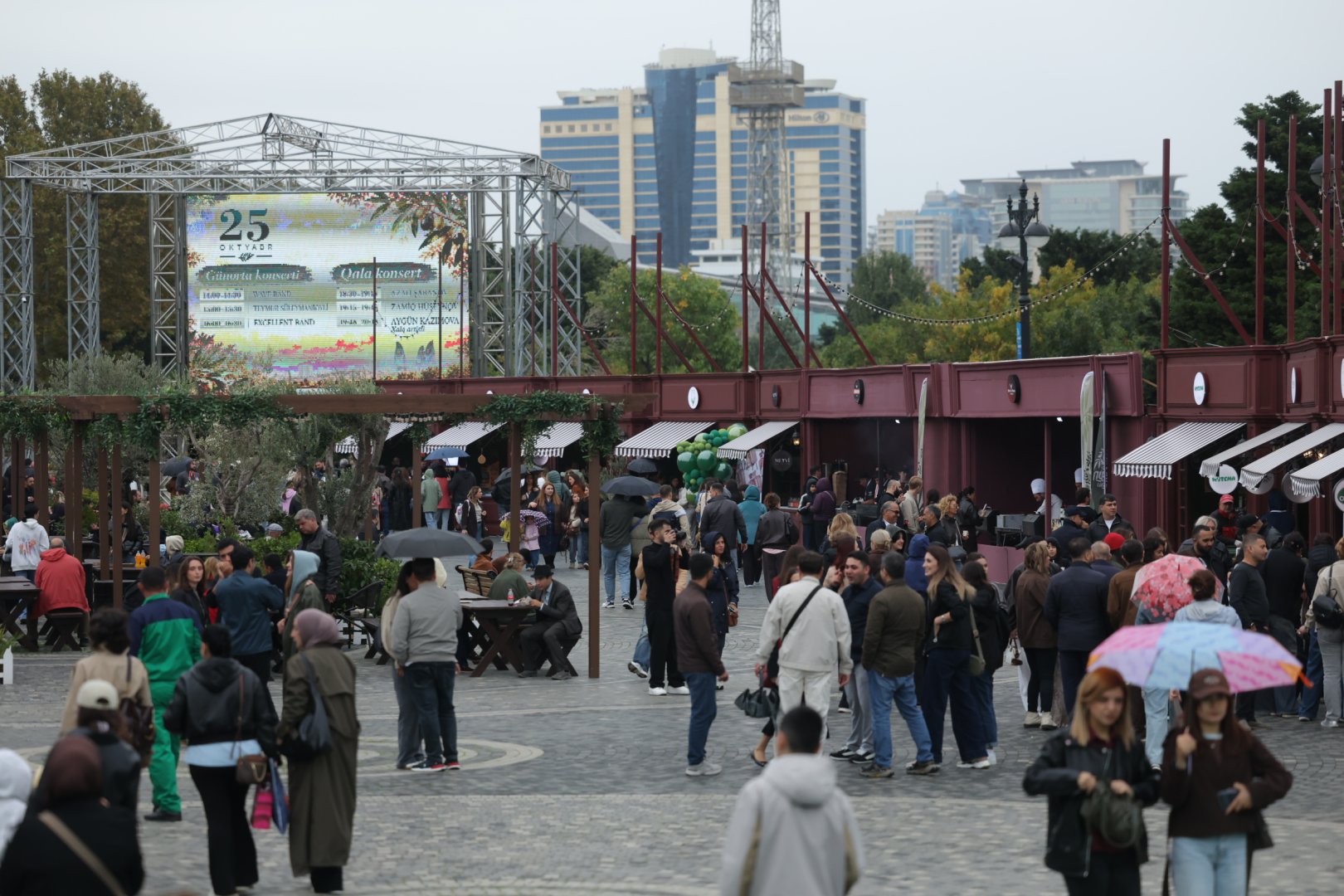 Olive Festival continues in Baku despite rainy weather (PHOTO)
