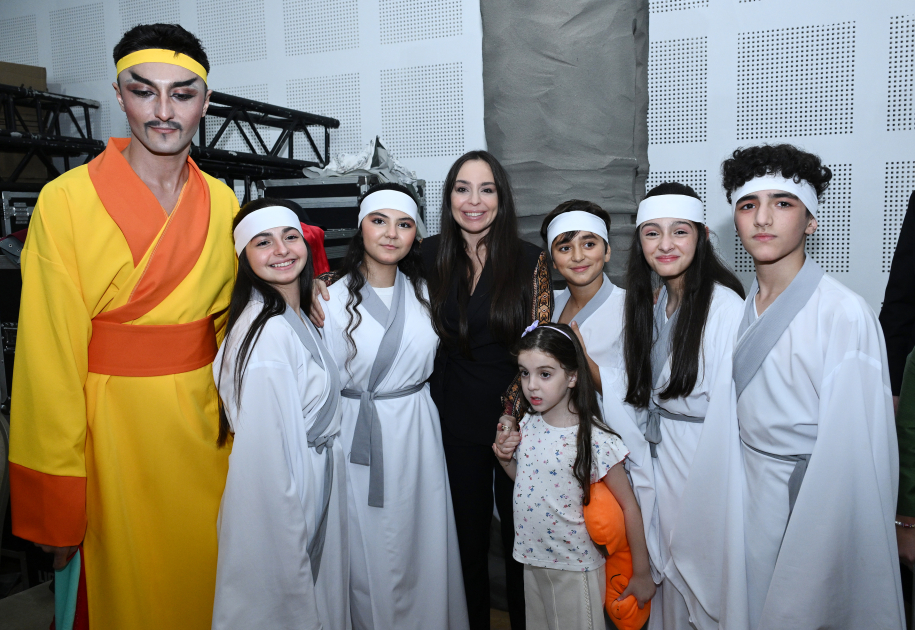 Heydar Aliyev Foundation VP Leyla Aliyeva attends premiere of opera “Turandot” (PHOTO)