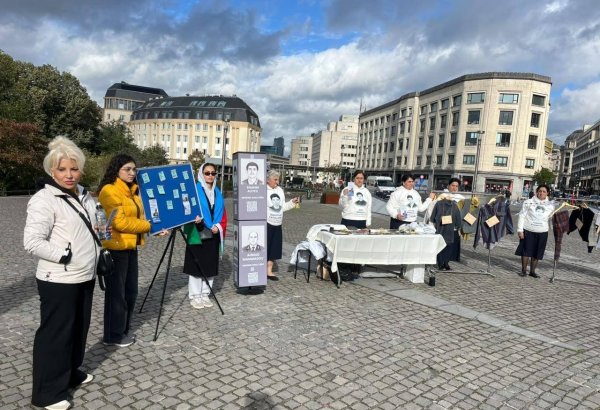 Another peaceful rally by Azerbaijani families of missing persons held in Brussels (PHOTO)