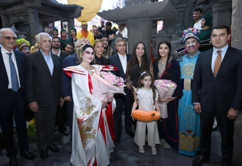 Heydar Aliyev Foundation VP Leyla Aliyeva attends premiere of opera “Turandot” (PHOTO)