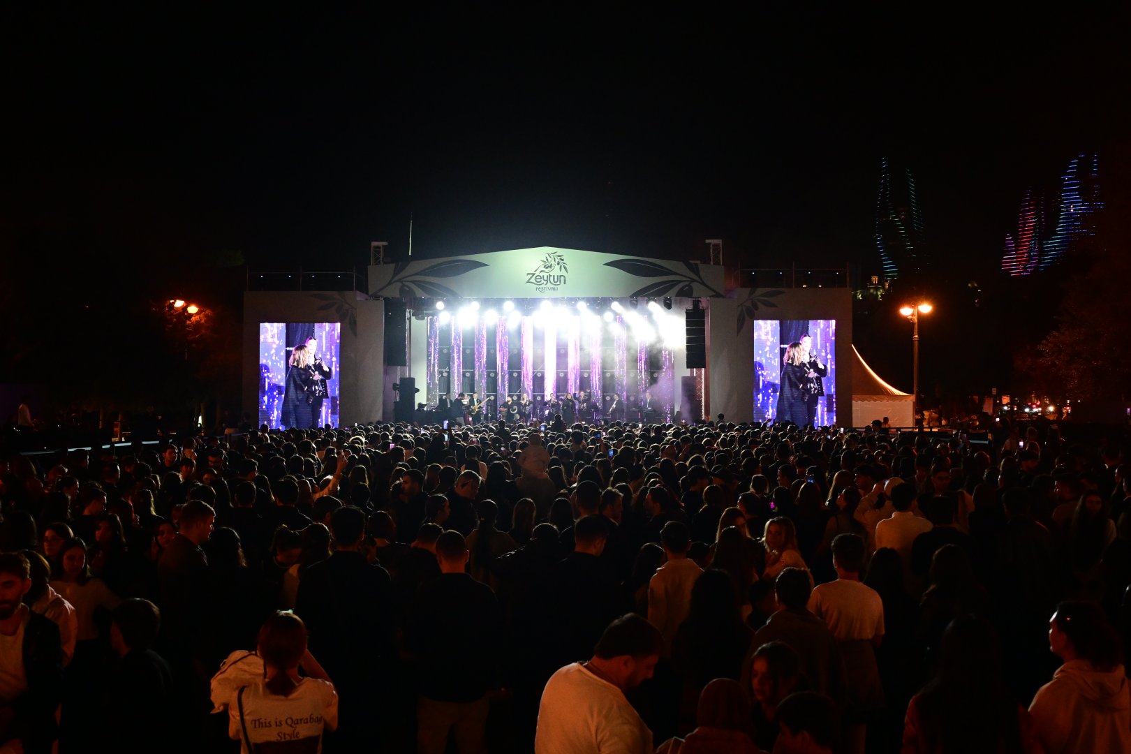 Pop stars take stage at Baku Olive Festival (PHOTO)