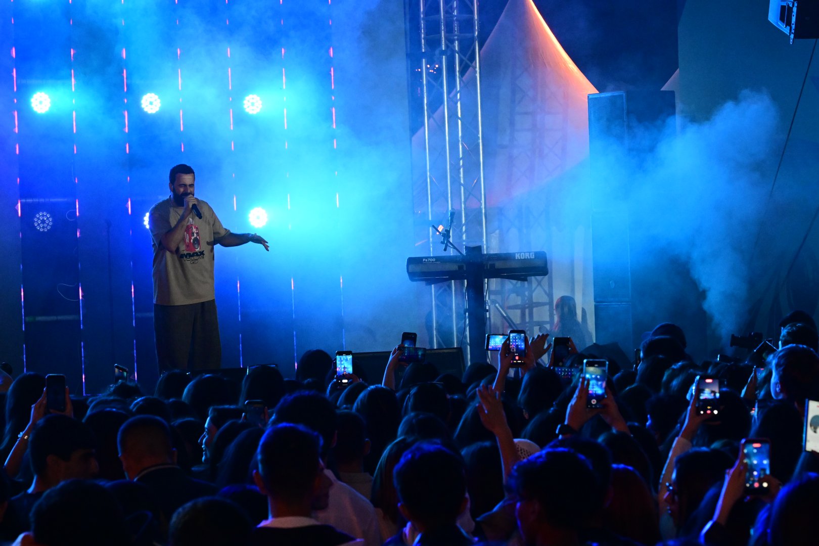 Pop stars take stage at Baku Olive Festival (PHOTO)