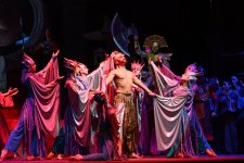 Heydar Aliyev Foundation VP Leyla Aliyeva attends premiere of opera “Turandot” (PHOTO)