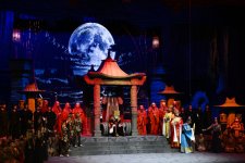 Heydar Aliyev Foundation VP Leyla Aliyeva attends premiere of opera “Turandot” (PHOTO)