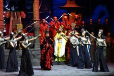 Heydar Aliyev Foundation VP Leyla Aliyeva attends premiere of opera “Turandot” (PHOTO)
