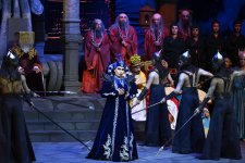 Heydar Aliyev Foundation VP Leyla Aliyeva attends premiere of opera “Turandot” (PHOTO)