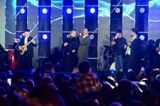 Pop stars take stage at Baku Olive Festival (PHOTO)