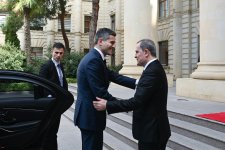 Azerbaijan, Netherlands discuss expanding bilateral cooperation (PHOTO)