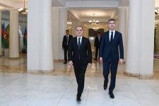 Azerbaijan, Netherlands discuss expanding bilateral cooperation (PHOTO)